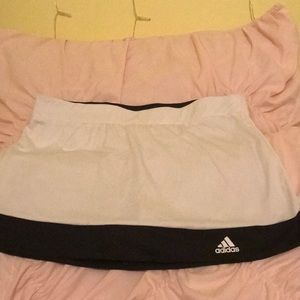 Adidas Women’s climalite Tennis skirt White with black stripe